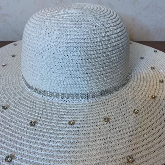 White Ashley Stewart Floppy Hat with Faux Diamond Studs - Picture 2 of 6